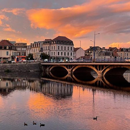 Résidence les Rives du Cher Montluçon Exterior foto